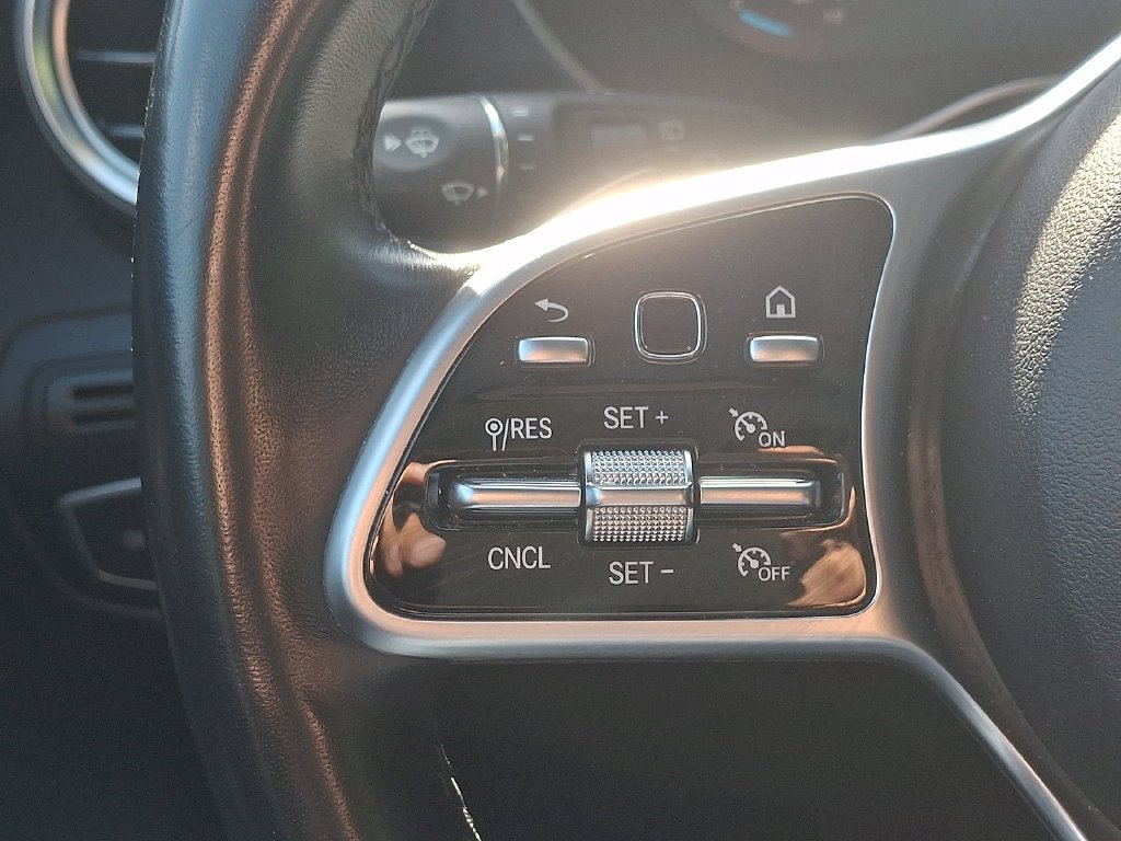 Certified Used 2022  Mercedes-Benz GLC 300 image 22