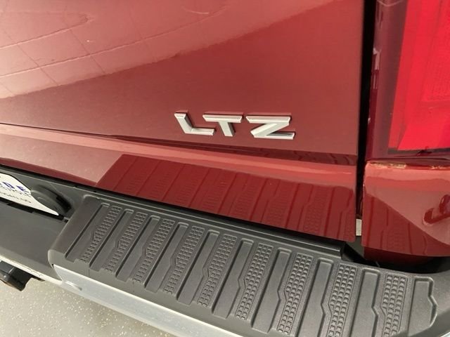 Used 2019 Red Chevrolet LTZ image 31