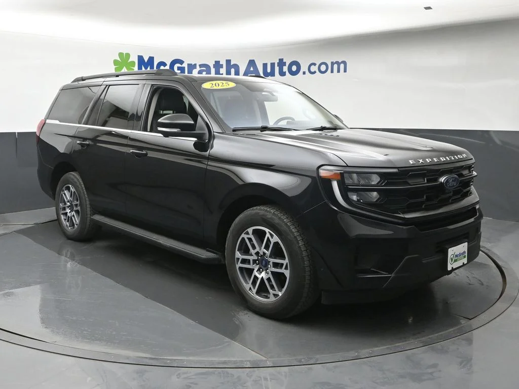 Used 2025 Black Ford Active image 2