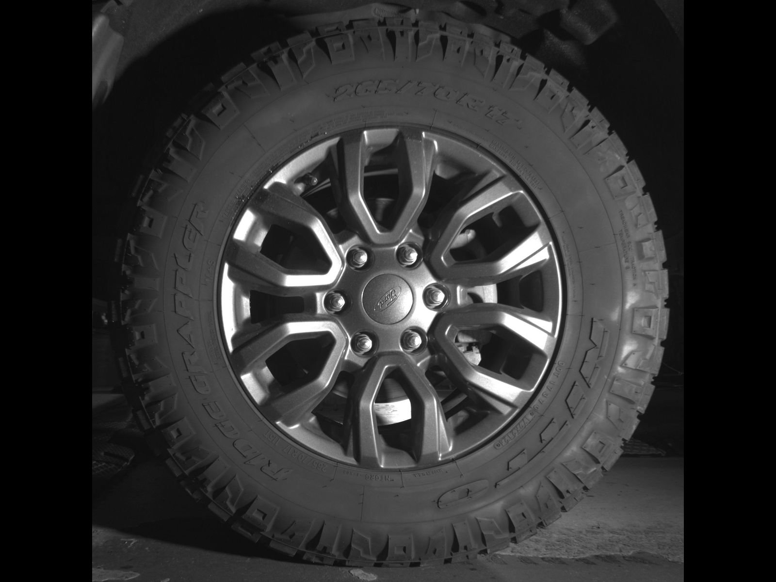 Used 2019 Oxford White Ford XLT image 9