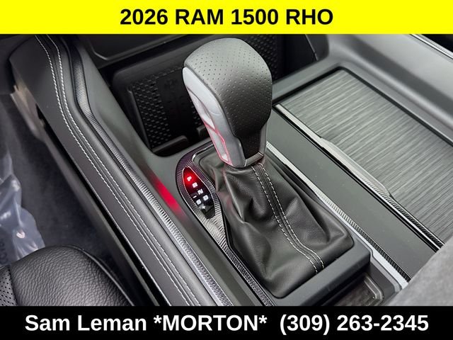 New 2026 Molten Red Pearl-Coat Exterior Paint Ram RHO image 17