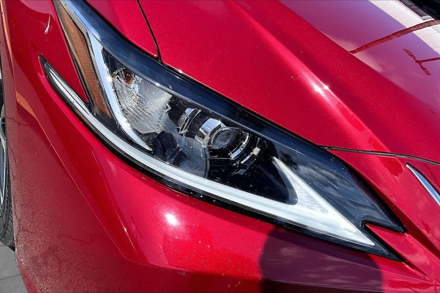 Certified Used 2023 Matador Red Mica Lexus  image 28