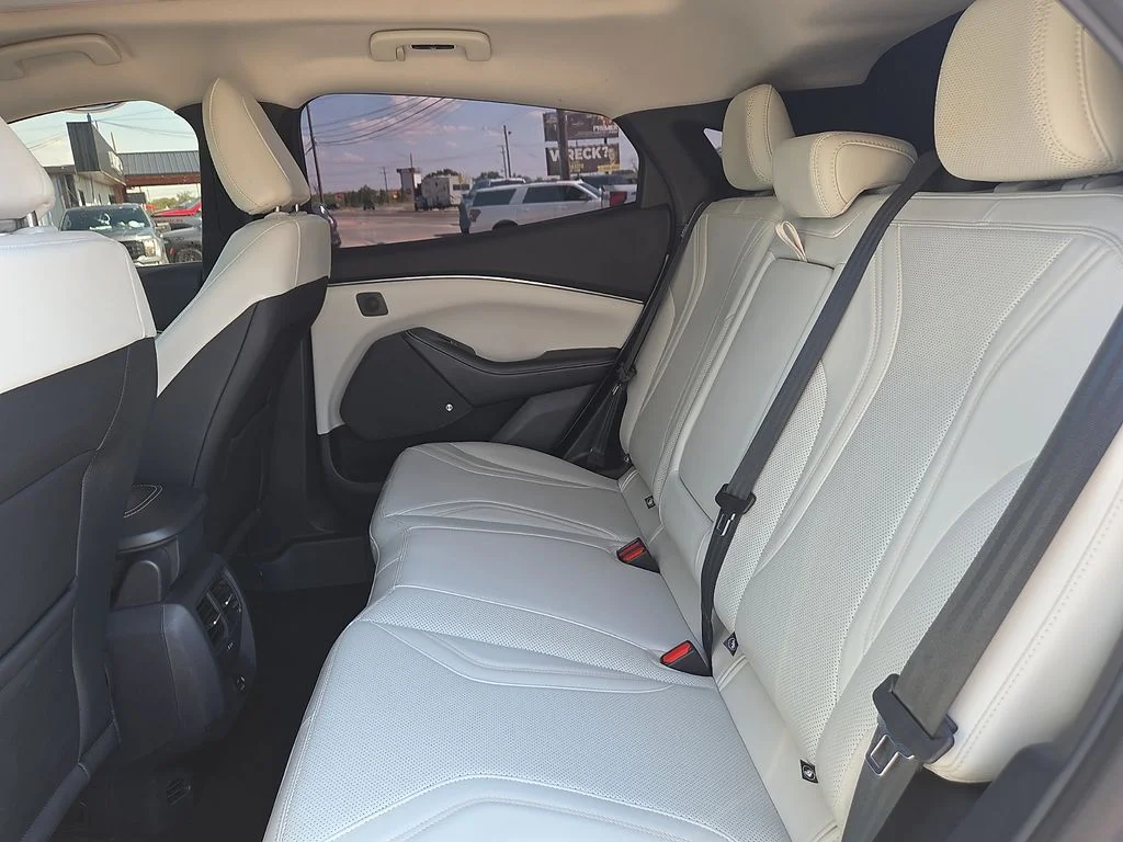 Used 2022 White Ford Premium image 16