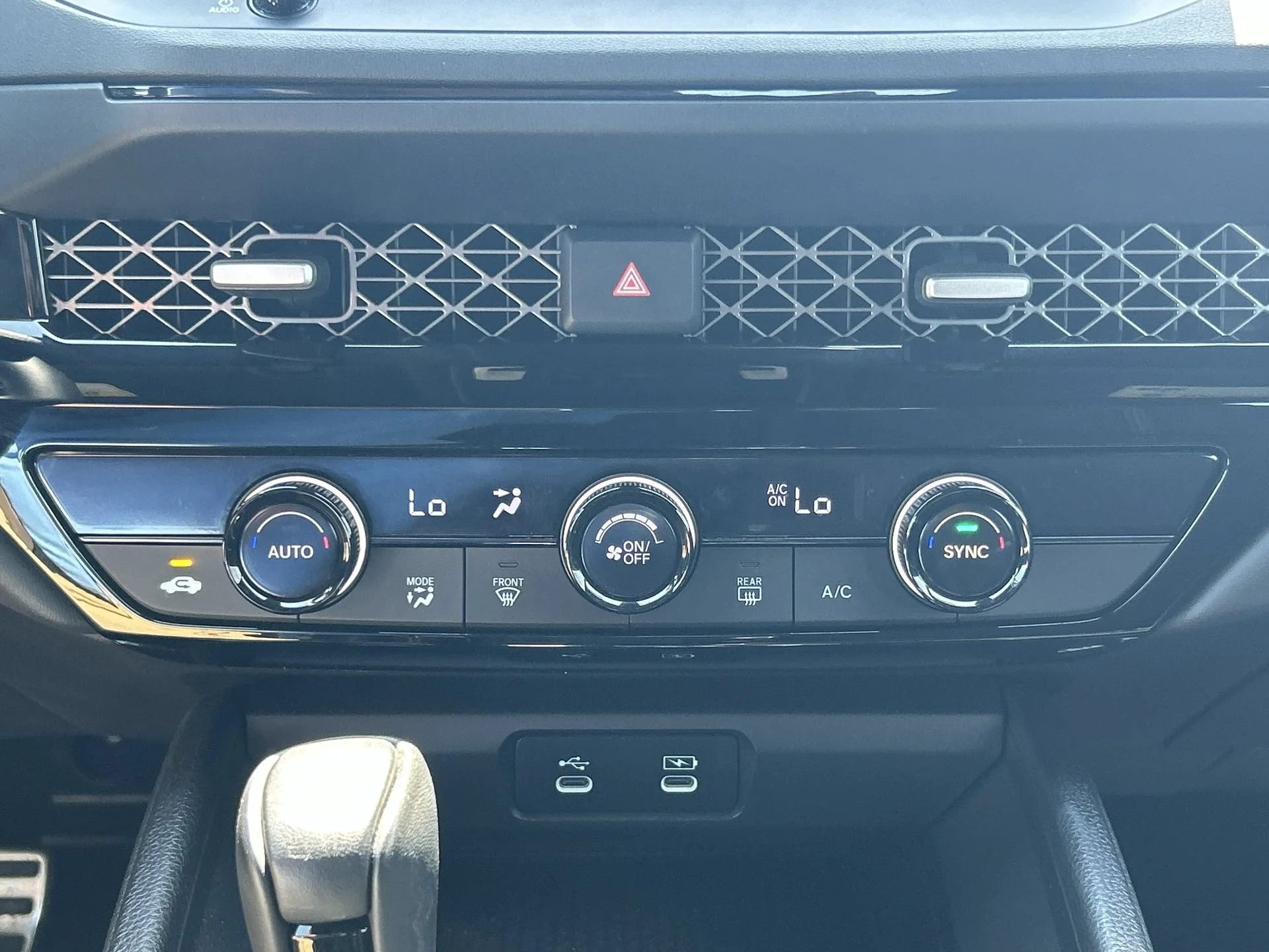 2024 Honda Accord Hybrid Sport - Photo 17