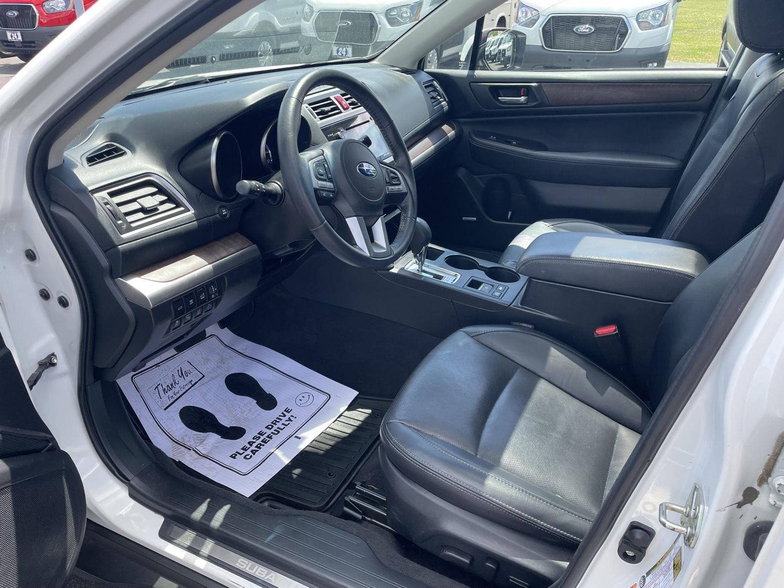 Used 2017 Crystal White Pearl Subaru Limited image 9