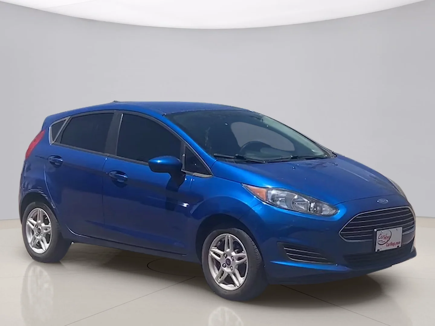 Used 2018 Blue Ford SE image 7