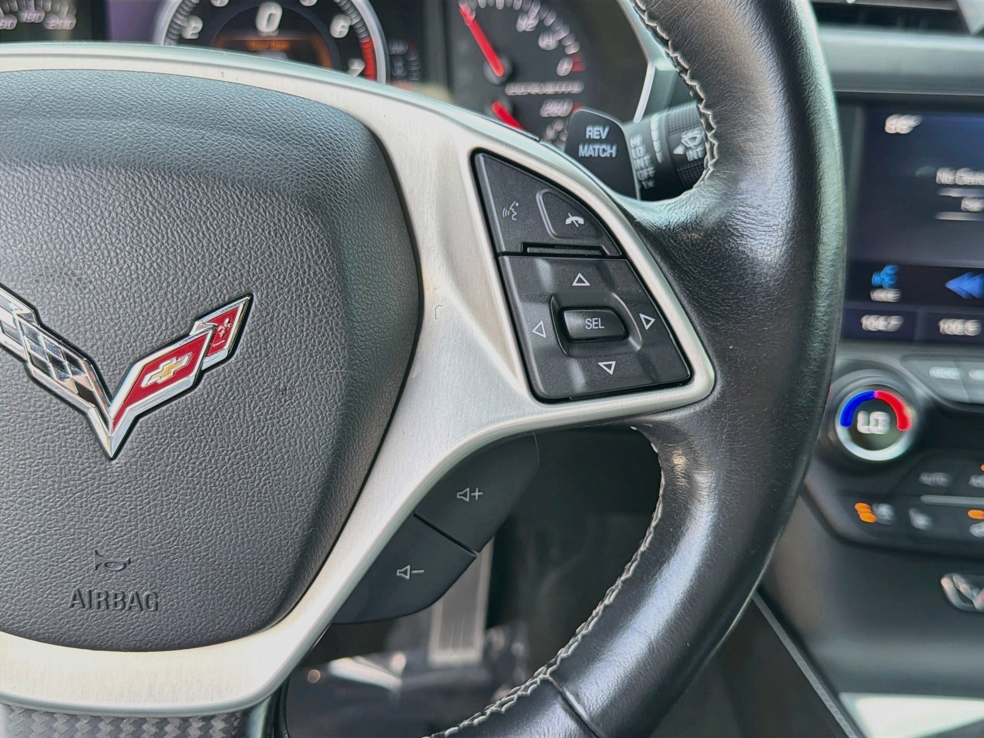 Used 2014 Arctic White Chevrolet 2LT image 36