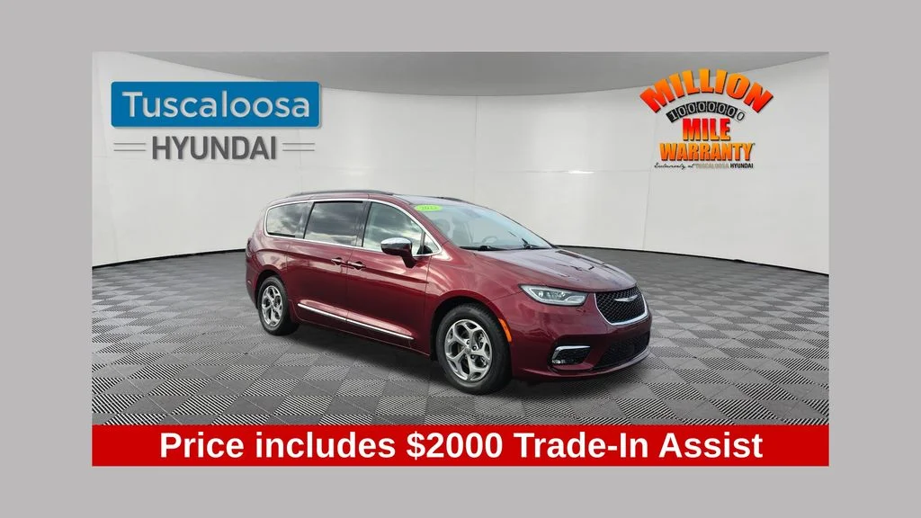 2022 Chrysler Pacifica Limited's photo