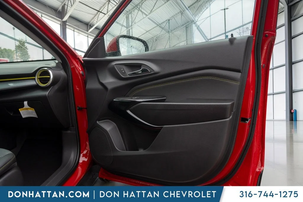 2026 Chevrolet Trax LT - Photo 23