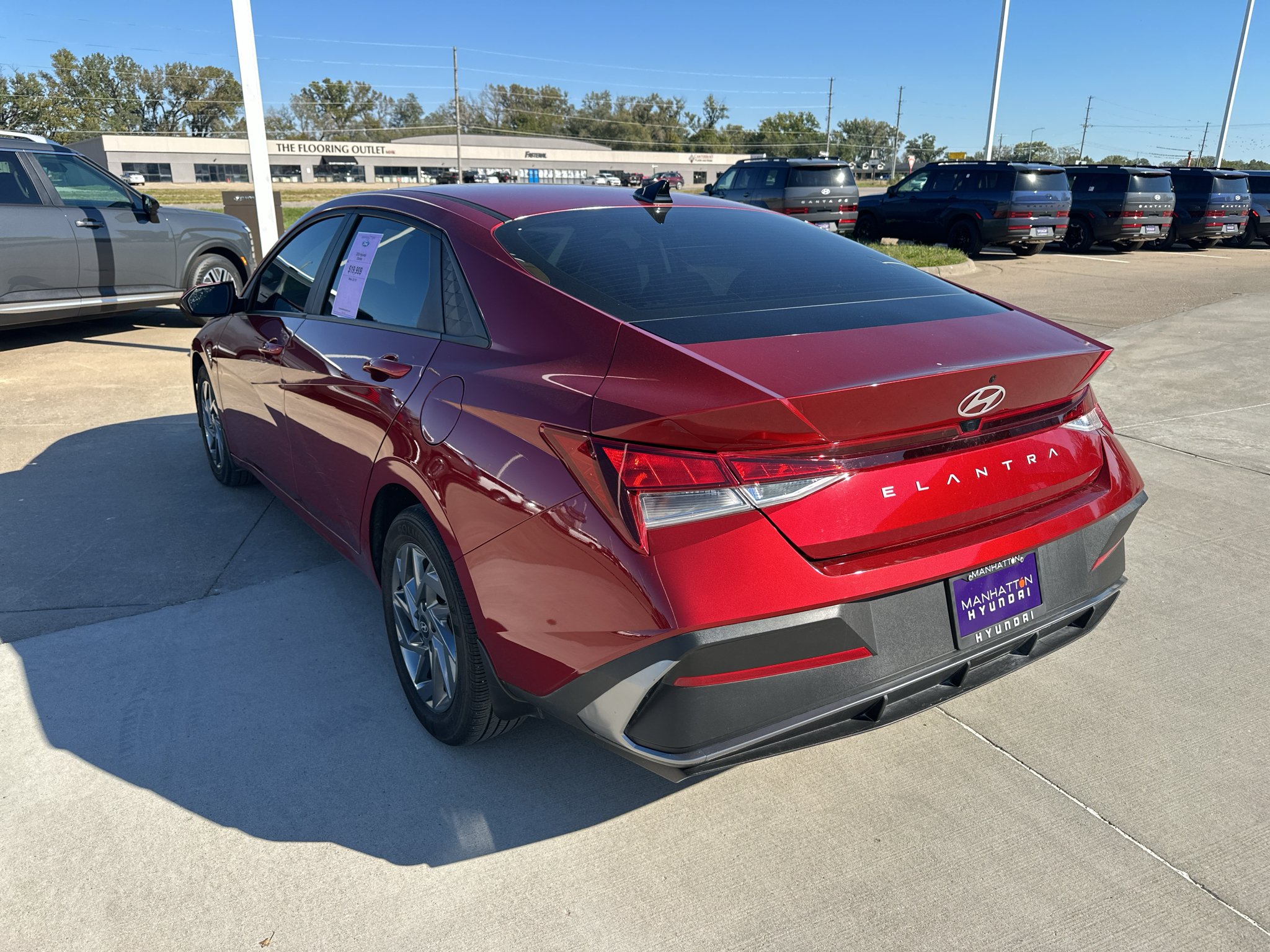 Used 2024 Ultimate Red Hyundai SEL image 11