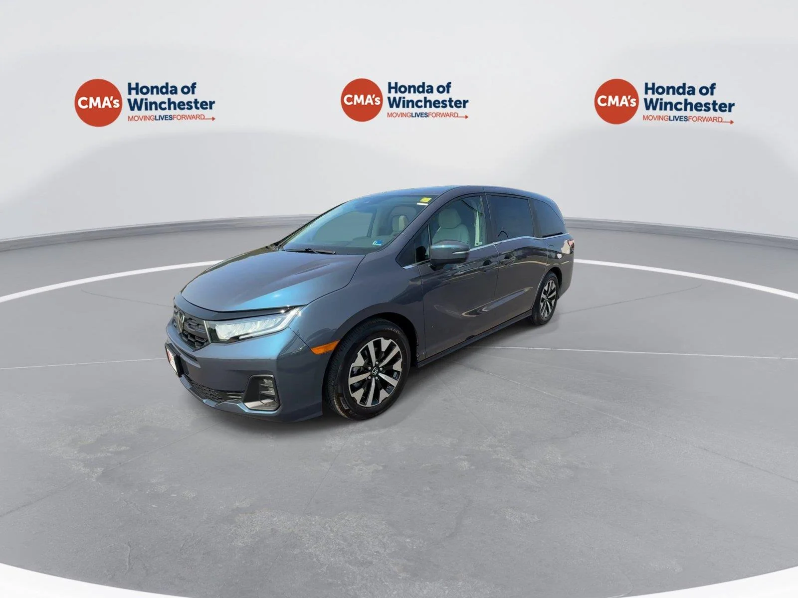 Used 2026 Smoke Blue Pearl Honda EX-L image 4