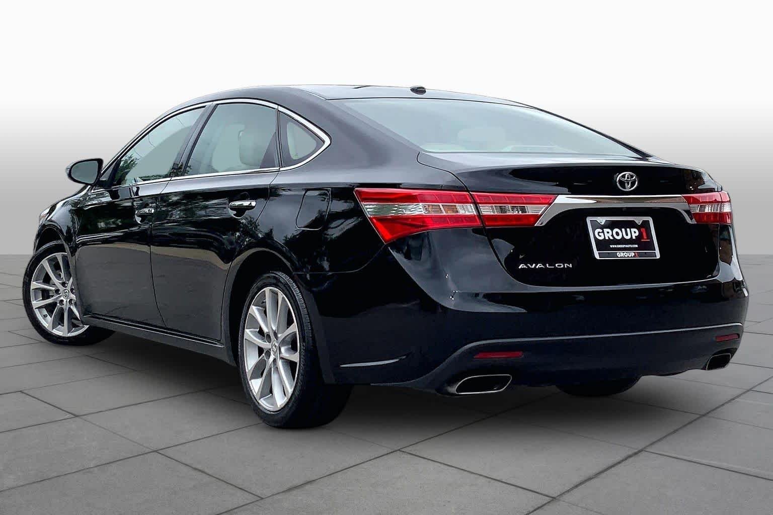 Used 2014 Attitude Black Toyota XLE image 12