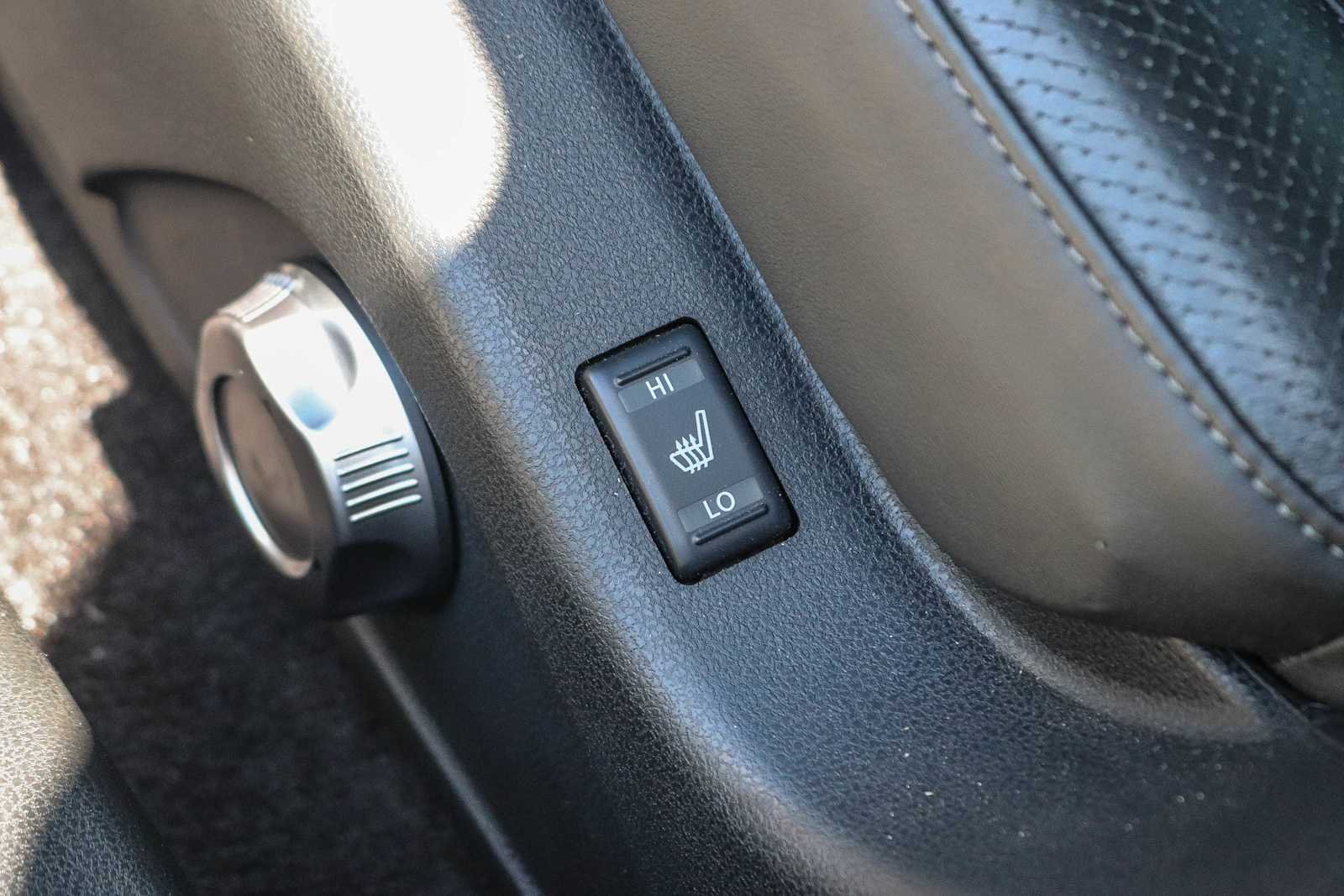 Used 2009 Gun Metallic Nissan Premium image 20