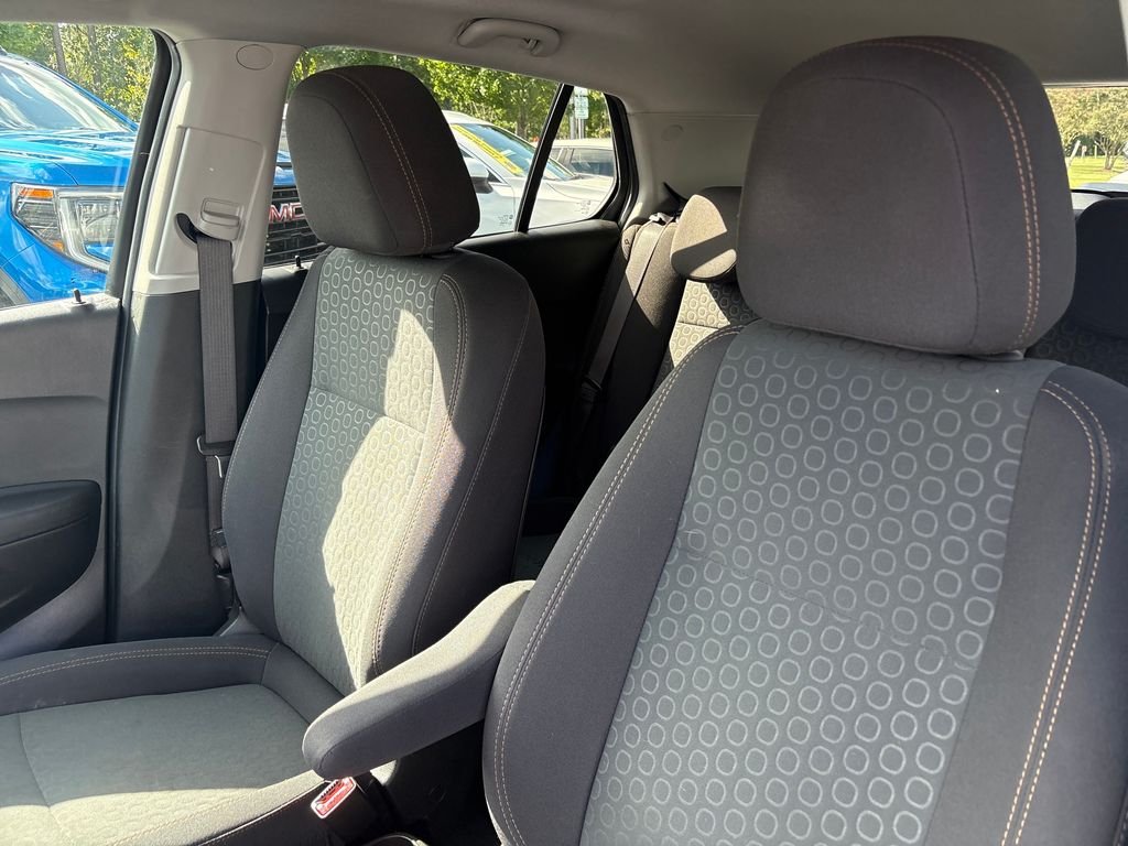 Used 2020 Gray Chevrolet LS image 12