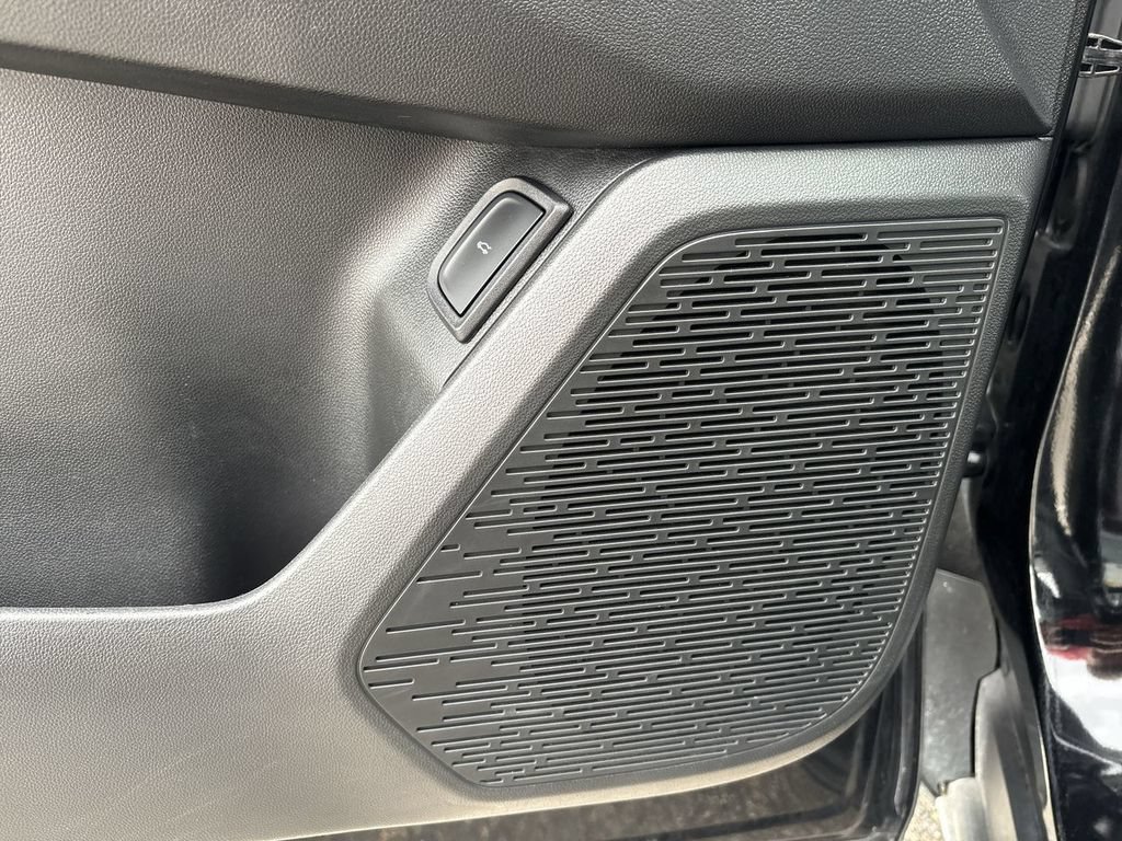 2025 Chevrolet Equinox LT - Photo 28