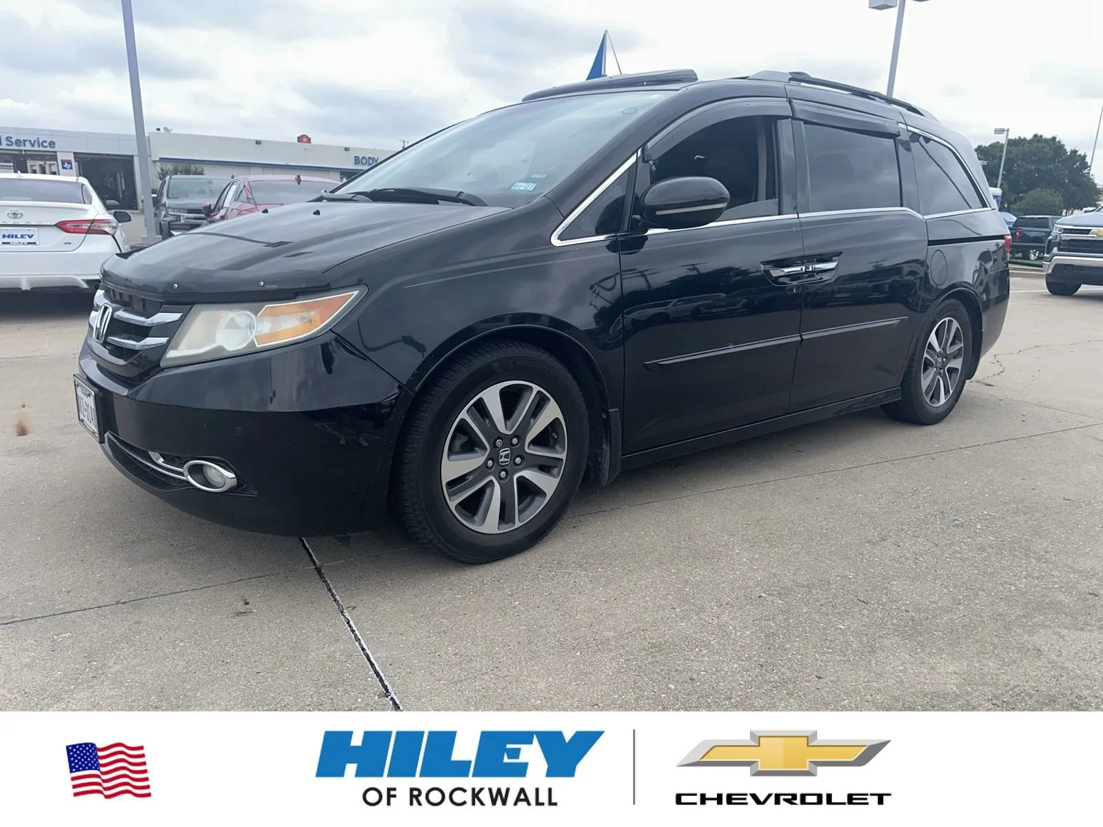 2014 Honda Odyssey Touring's photo