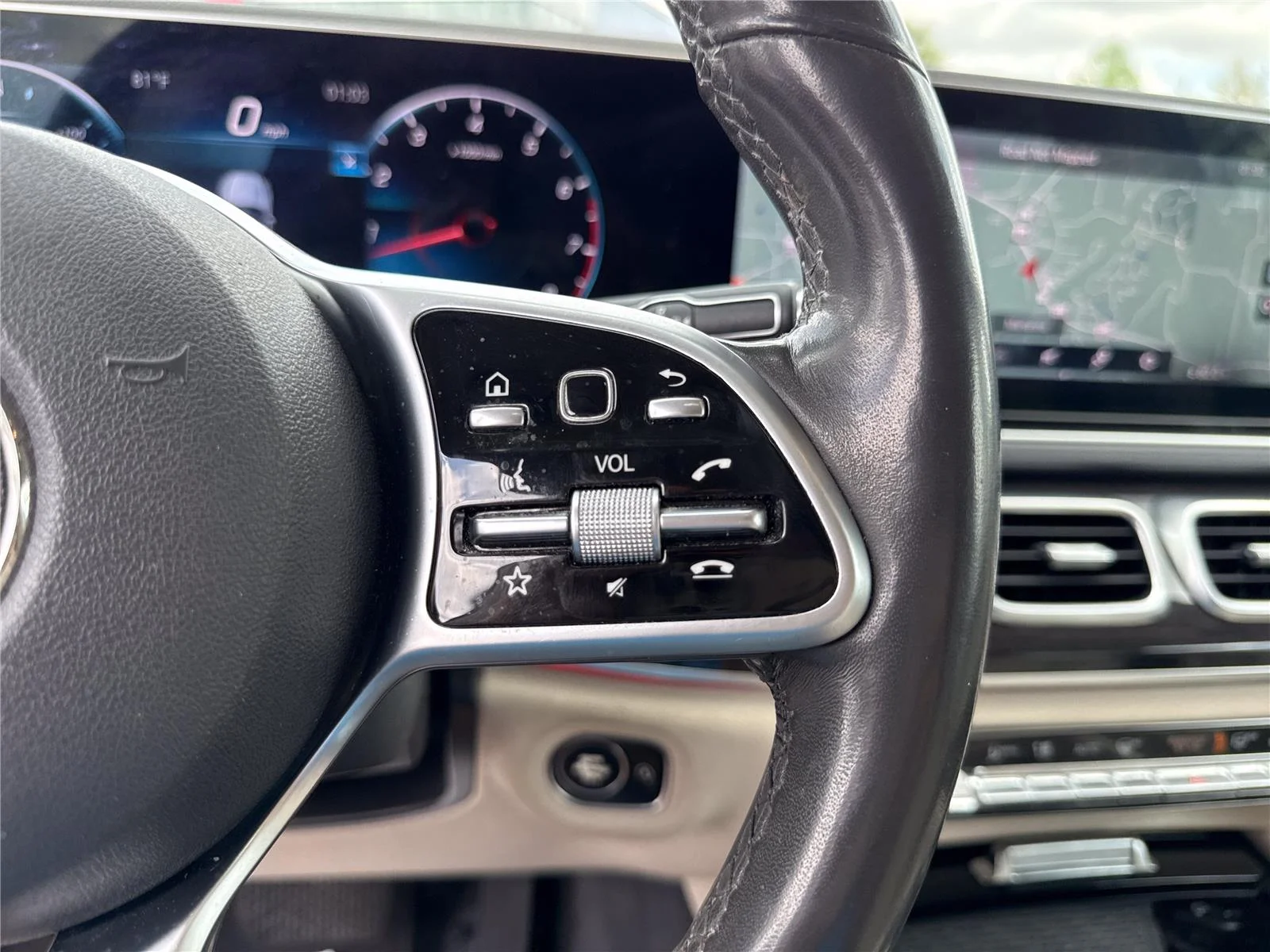 Used 2020 Iridium Silver Metallic Mercedes-Benz GLE 350 image 23