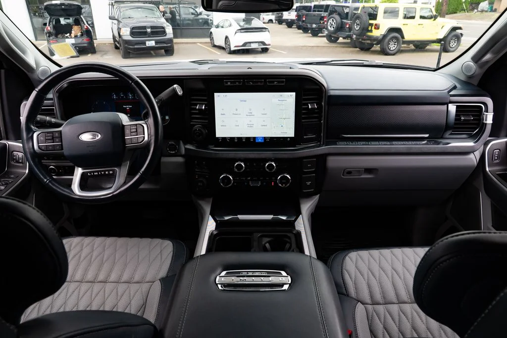 Used 2023 White Ford Limited image 10