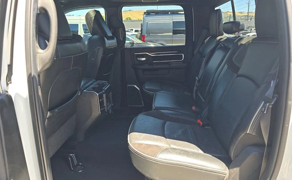 Used 2022 White Ram Laramie image 13