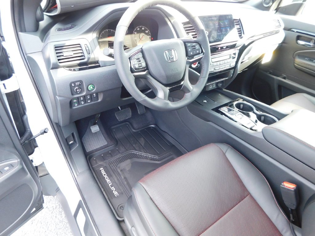 New 2026 Platinum White Pearl Honda Black Edition image 18