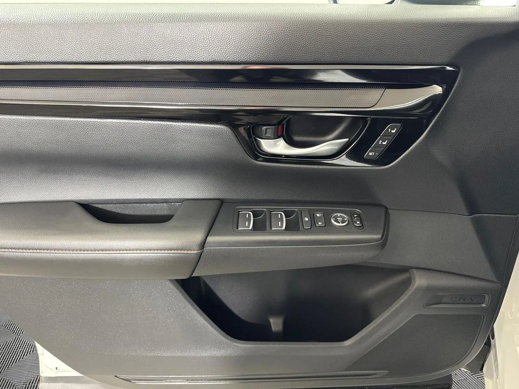 2024 Honda CR-V Sport Touring - Photo 18