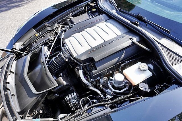 Used 2019 Black Chevrolet Grand Sport image 39