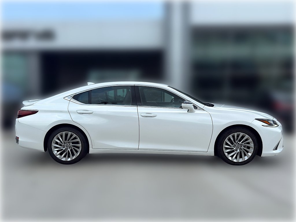 Certified Used 2023 Eminent White Pearl Lexus Ultra Luxury image 7