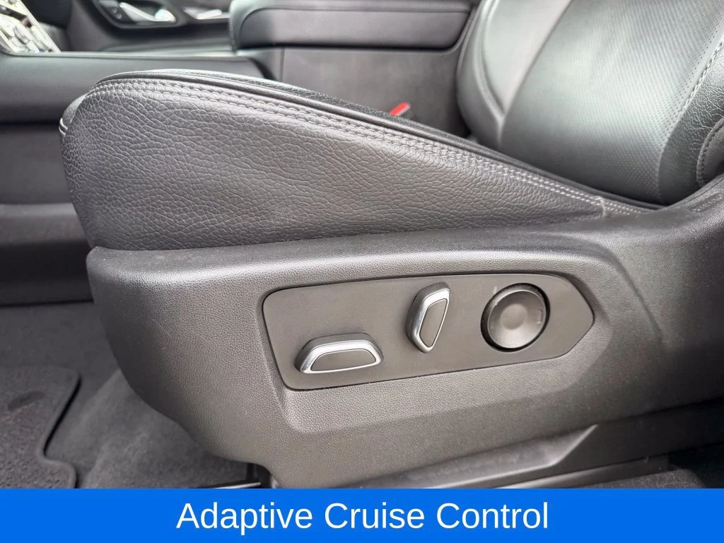 Used 2023 STERLING METALLIC GMC Denali image 24