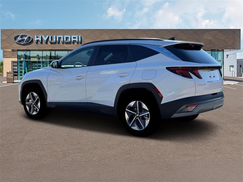 New 2026 White Hyundai SEL image 4