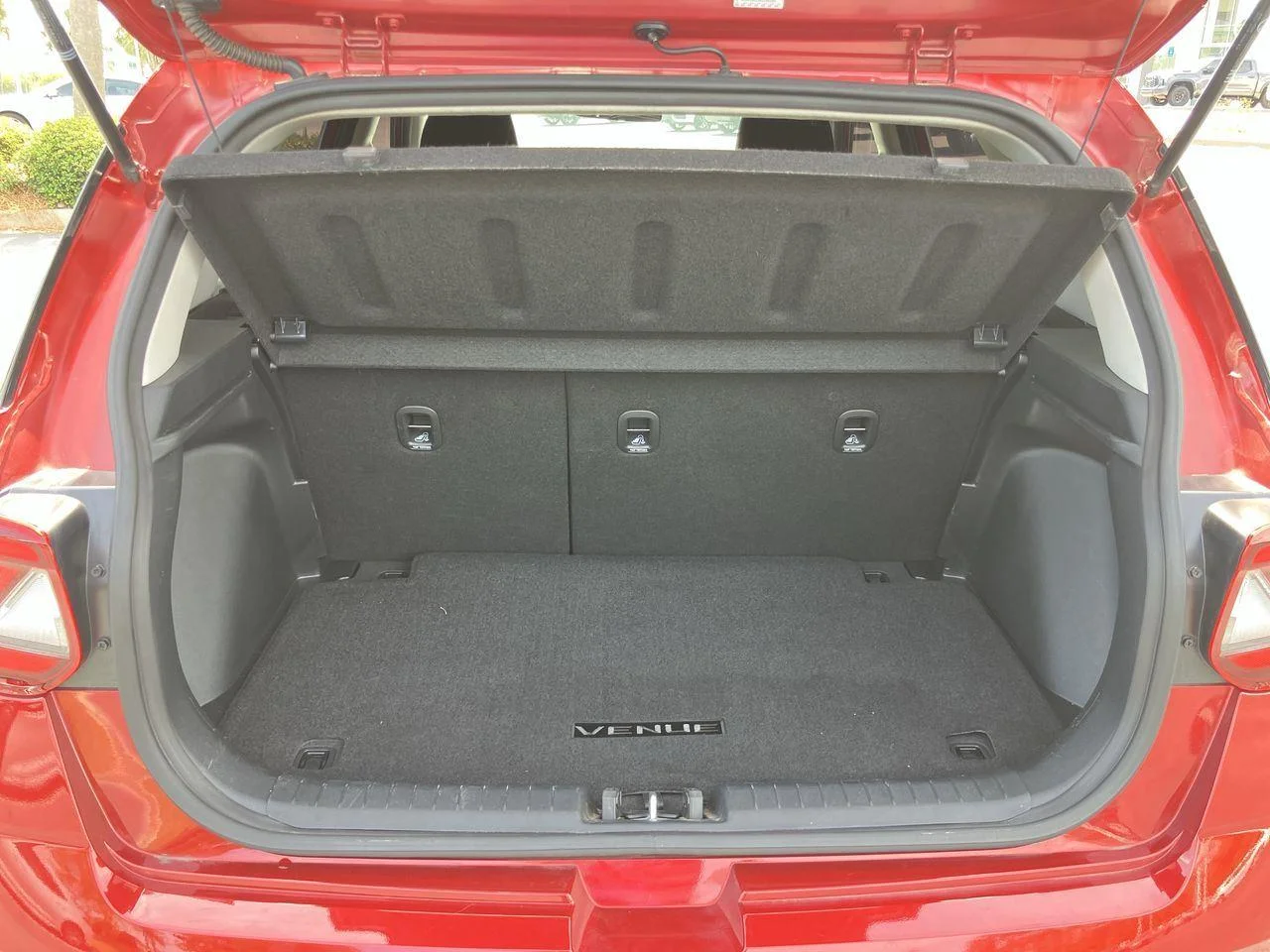 Used 2024 Red (Ultimate Red) Hyundai SEL image 27