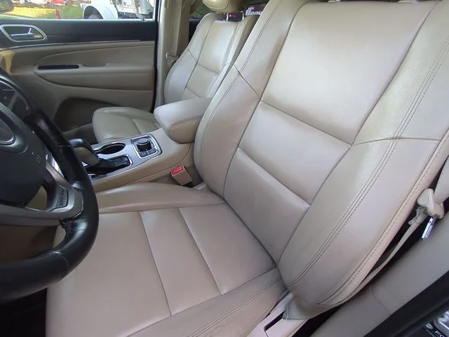 Used 2021 Brown Jeep Limited image 27