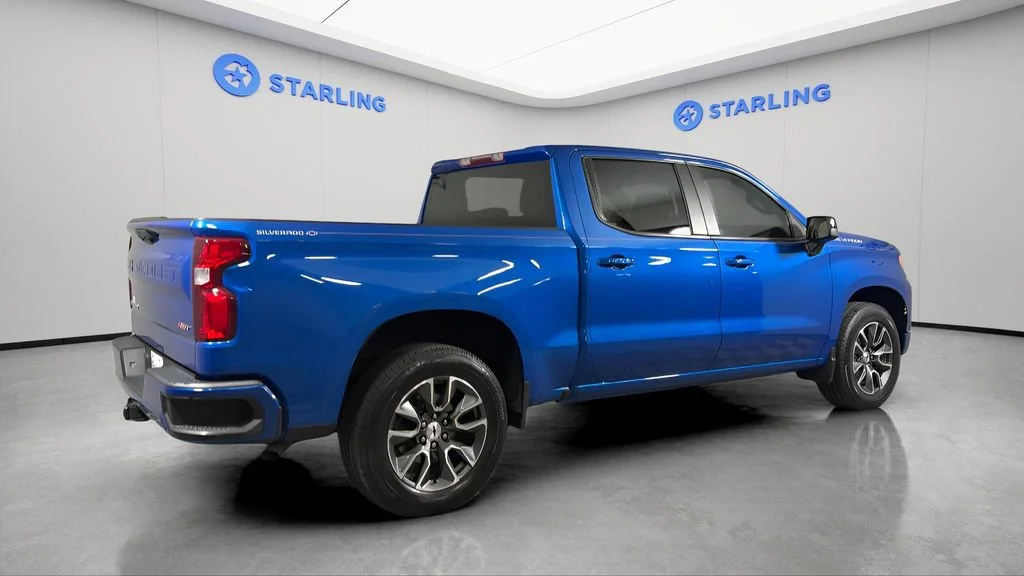Used 2023 Glacier Blue Metallic Chevrolet RST image 9