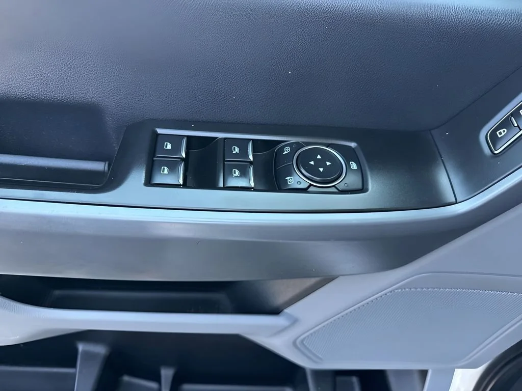 Used 2024 White Ford XL image 15