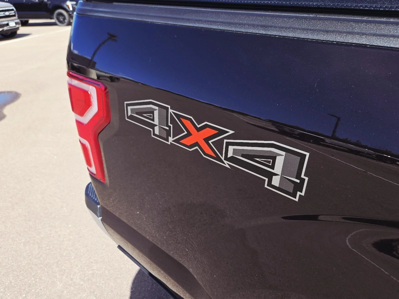 Used 2020 Agate Black Ford XLT image 12