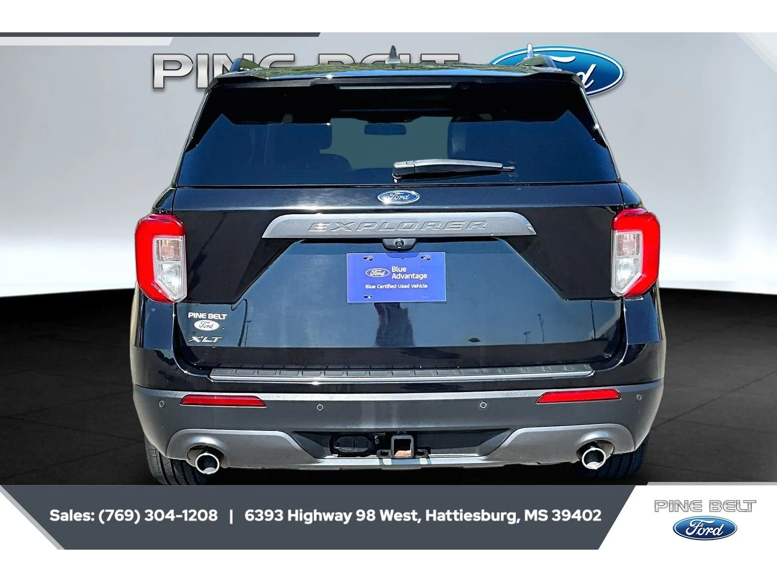 Used 2021 Agate Black Metallic Ford XLT image 4