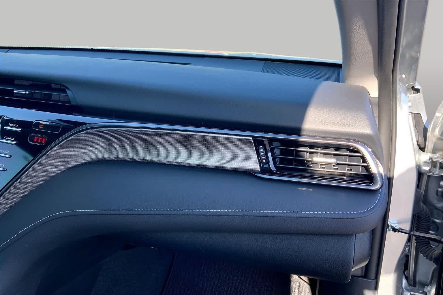 Used 2019 Celestial Silver Metallic Toyota SE image 19