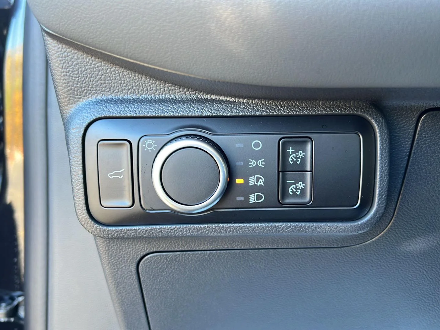 New 2026 Agate Black Metallic Ford Active image 7