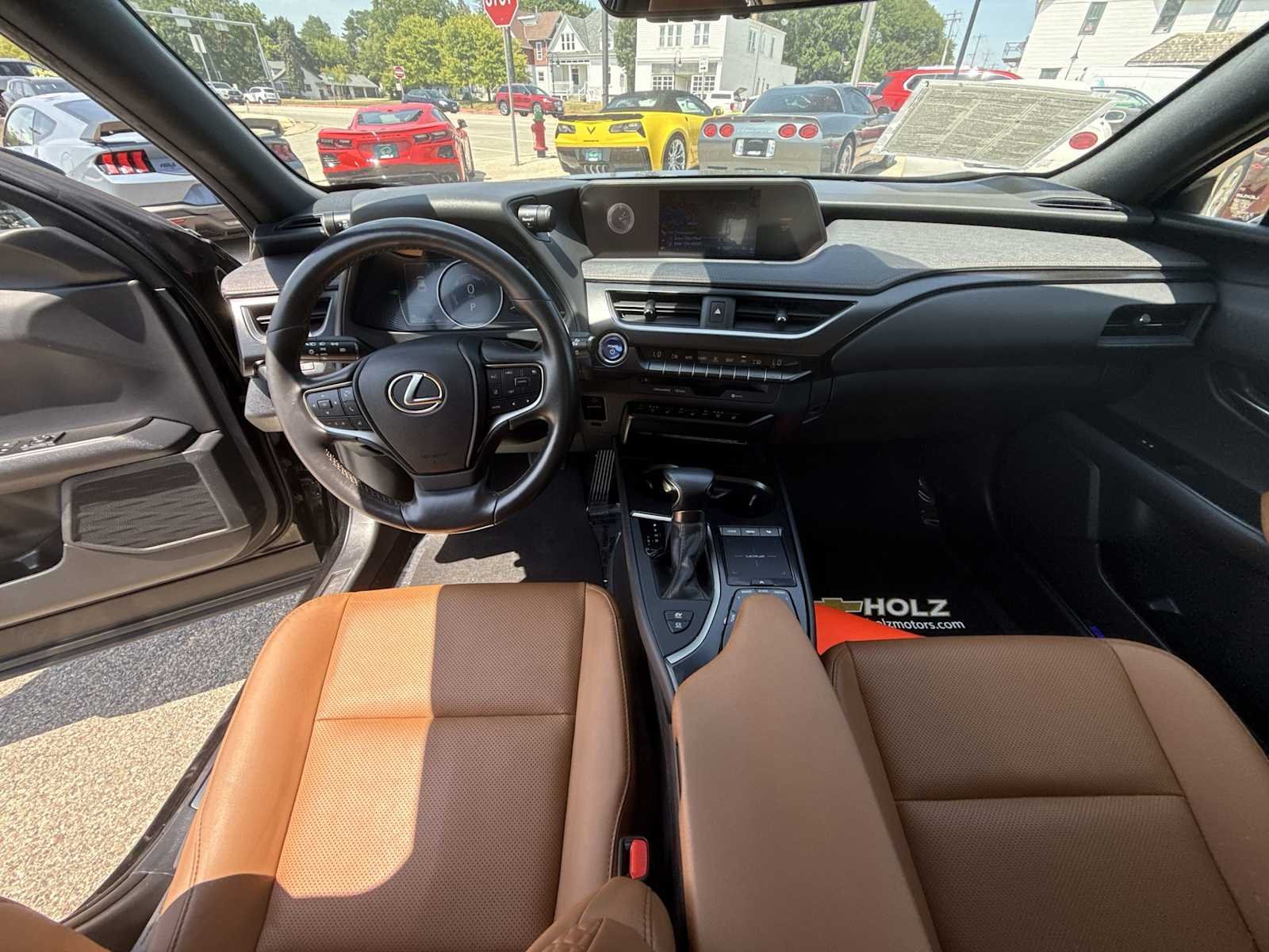 Used 2021 Black Lexus UX 250h image 20