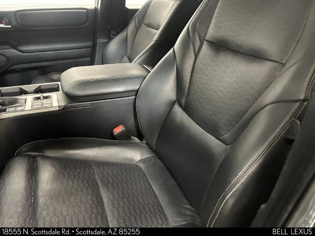 Used 2024  Toyota Base image 16