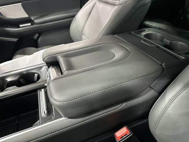New 2027 Black Ford Active image 28