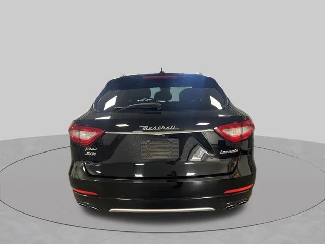 Used 2019  Maserati S GranLusso image 7