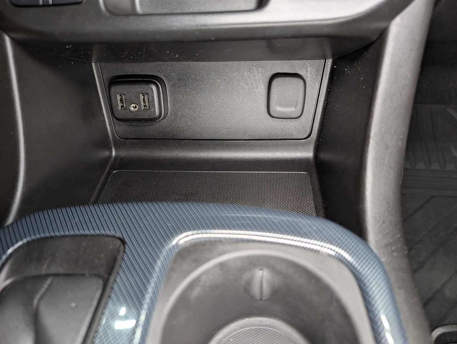 Used 2021 Cherry Red Tintcoat Chevrolet 4WD Z71 image 30