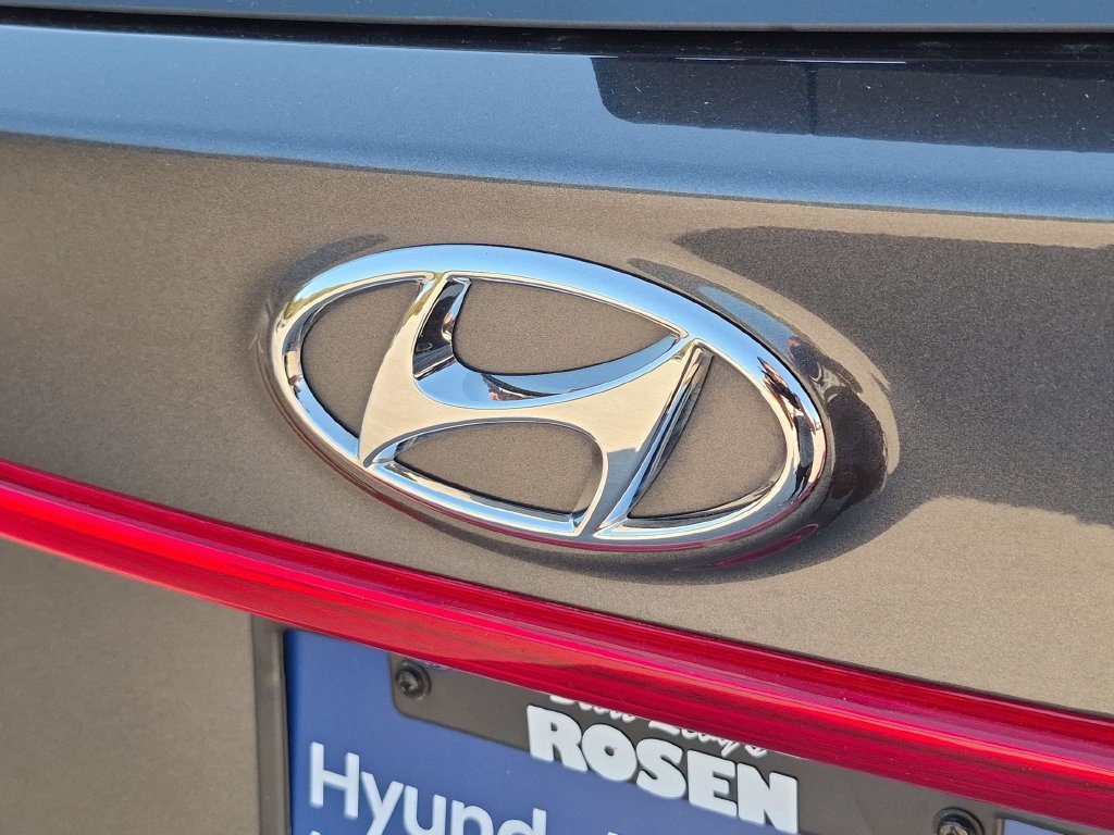 Certified Used 2022 Gray Hyundai SEL image 29