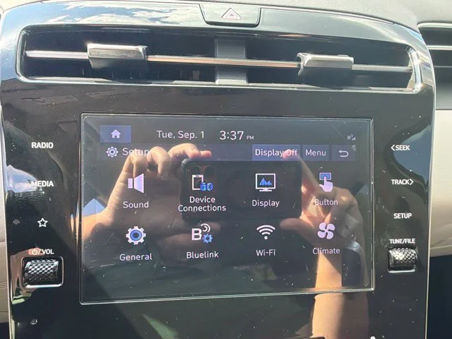 Used 2024  Hyundai SEL image 23