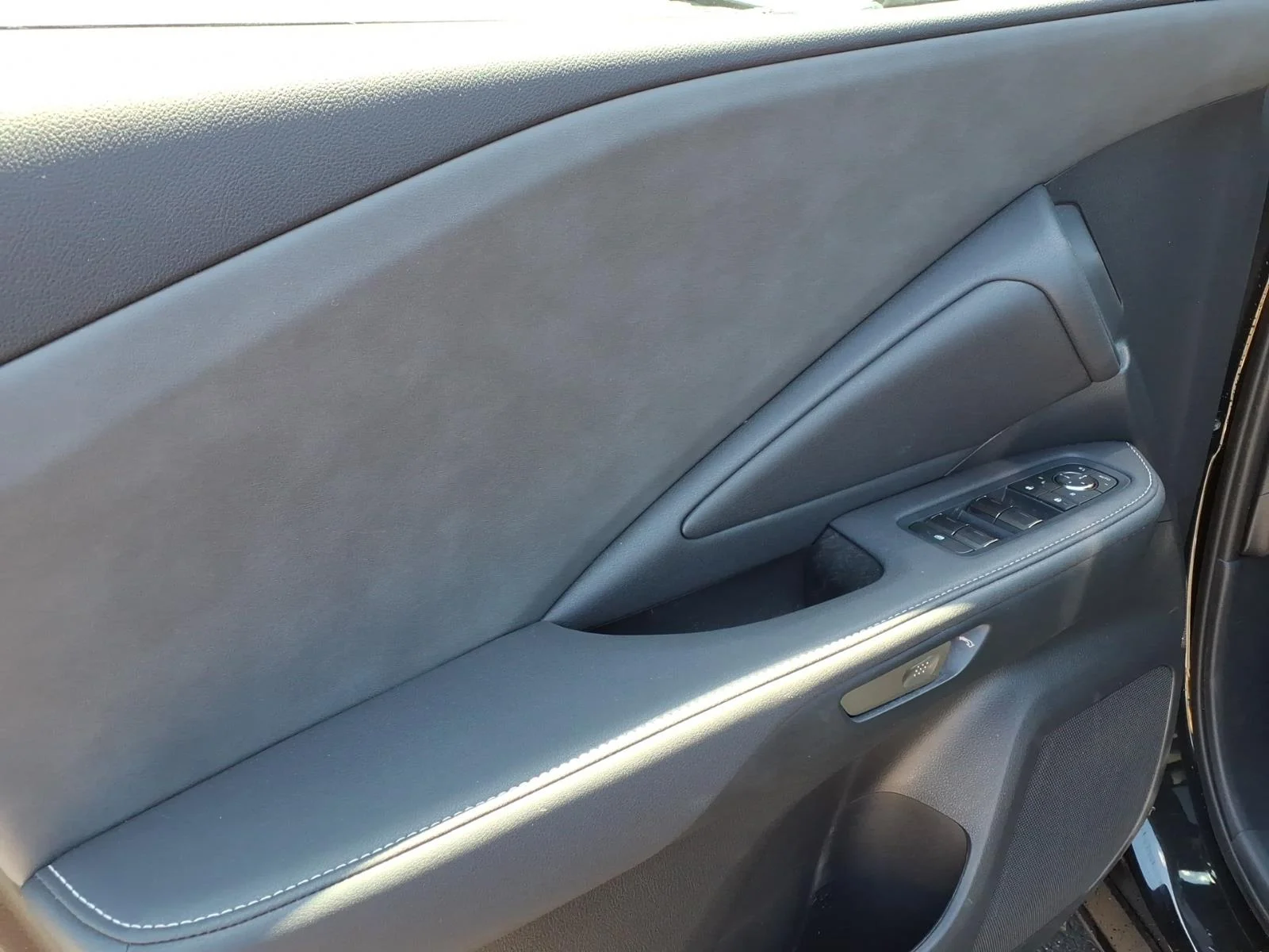 Used 2025 Black Lexus 350 Premium image 11