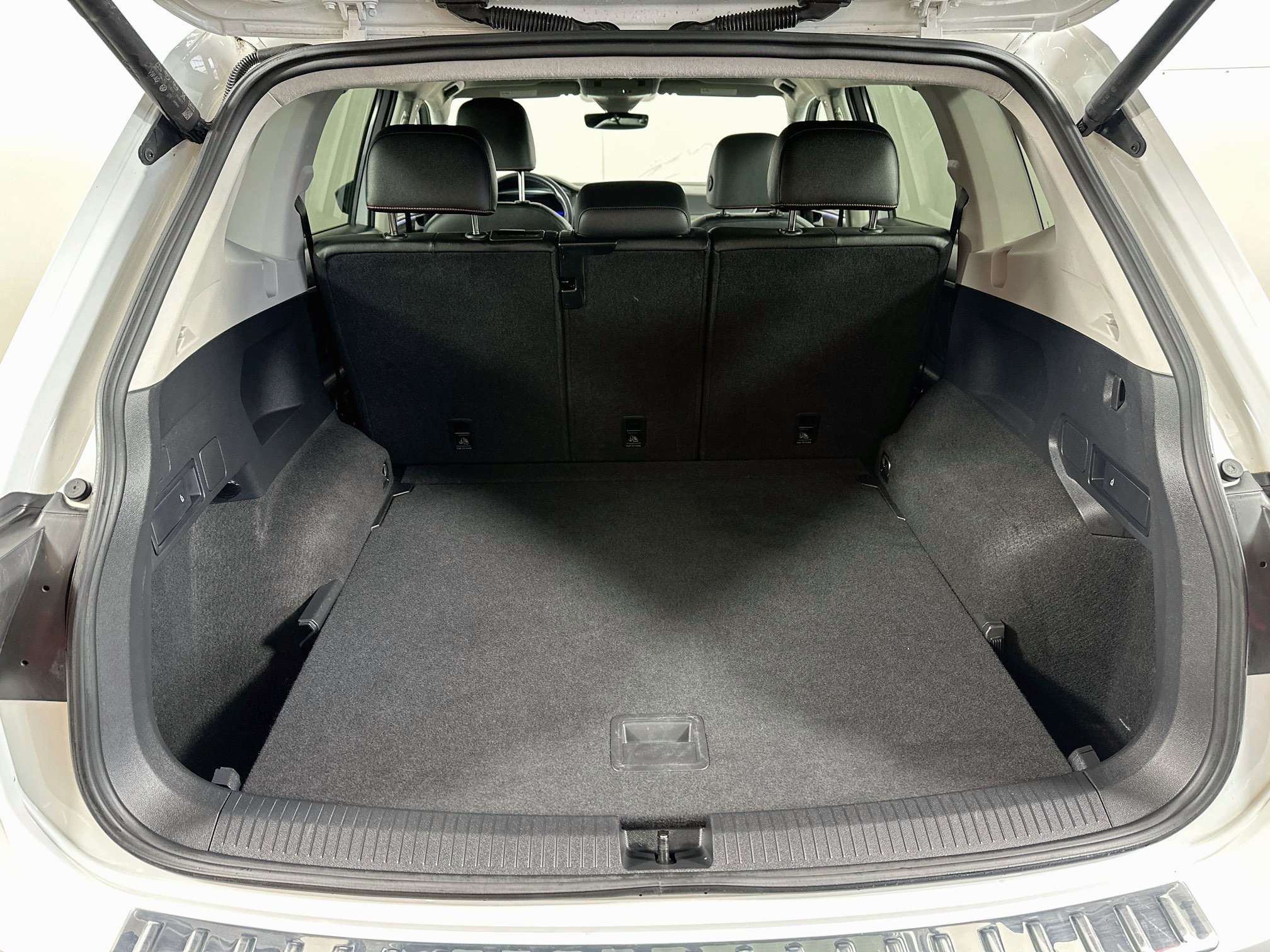 Used 2024 White Volkswagen Wolfsburg Edition image 24