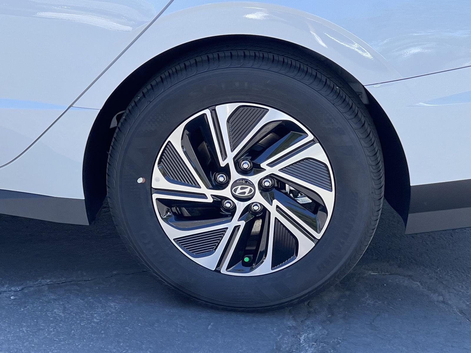 2026 Hyundai Sonata Hybrid Blue - Photo 14