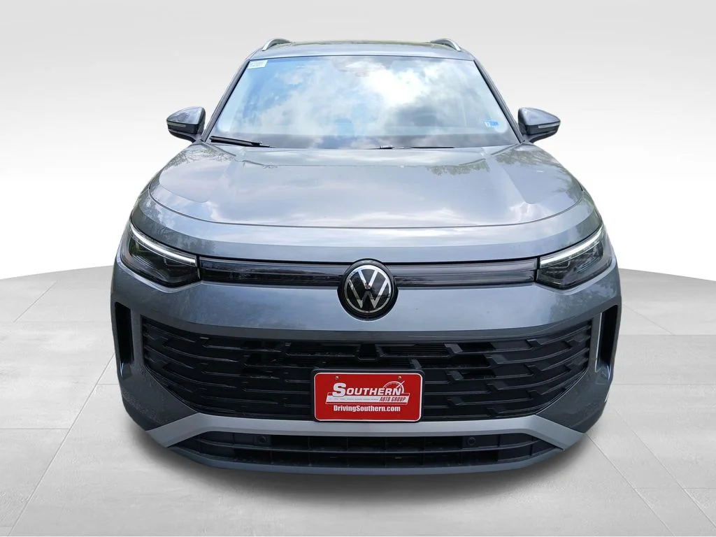 New 2026 Silver Volkswagen 2.0T SE image 8