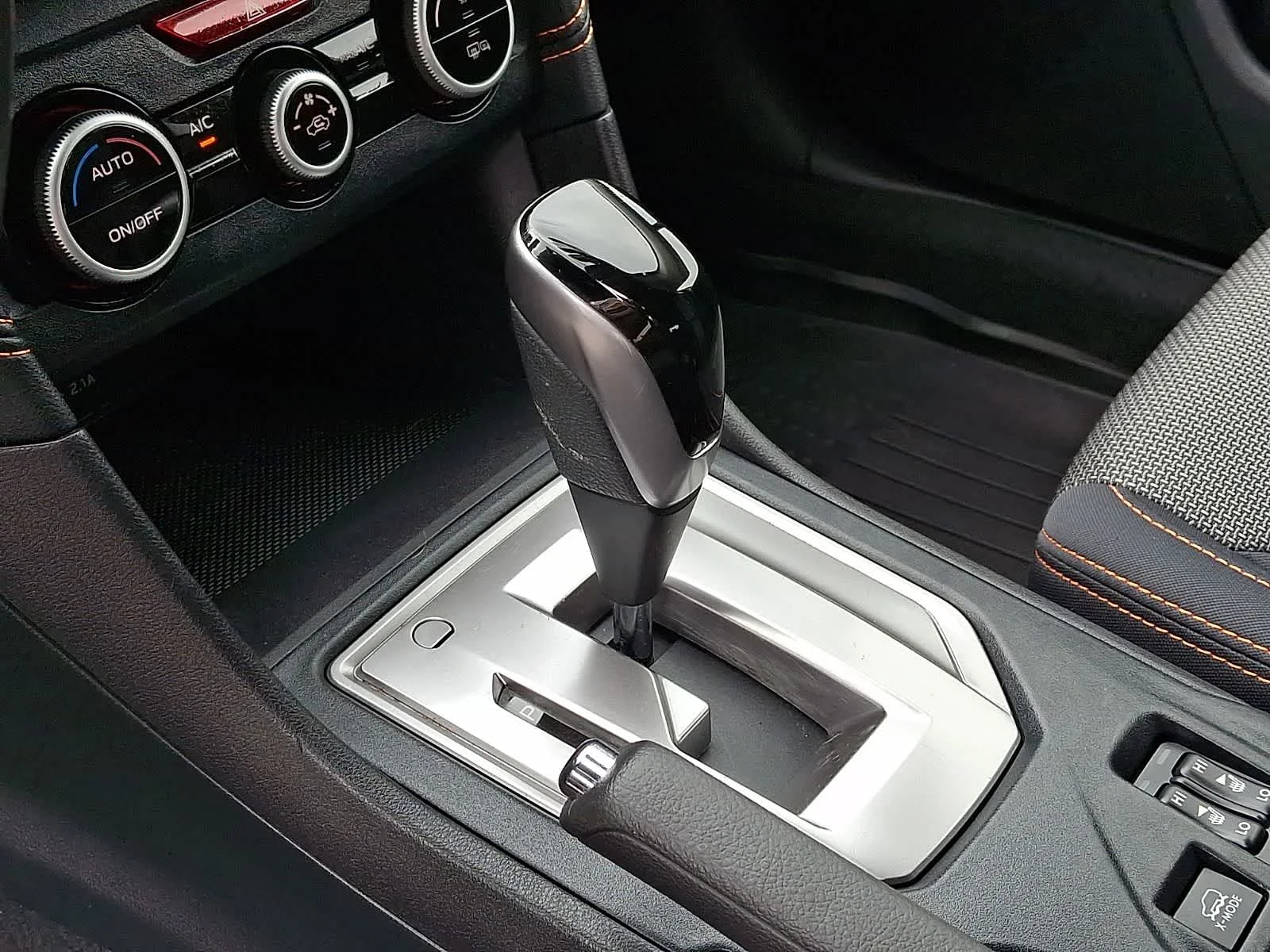 Used 2022 Crystal White Pearl Subaru Premium image 16