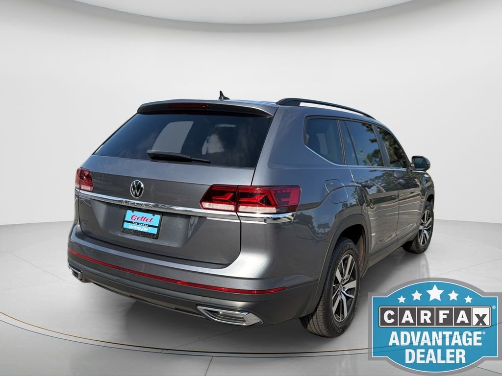 Used 2022 Gray Volkswagen 2.0T SE image 5